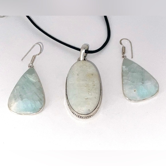 Pale Blue Green Hemimorphite Pendant & Earrings - Picture 6 of 10